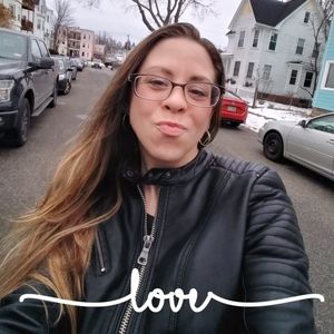 Meet your Posher, Meaghan